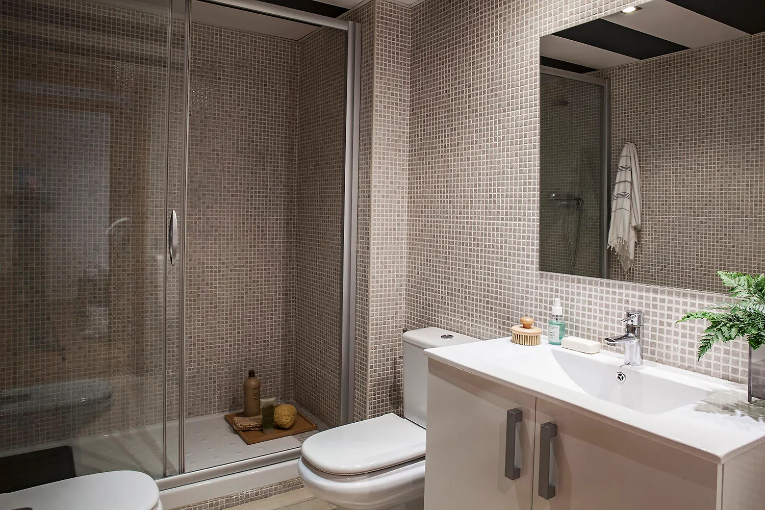 Ainb Eixample Entenza Apartments Barcelona